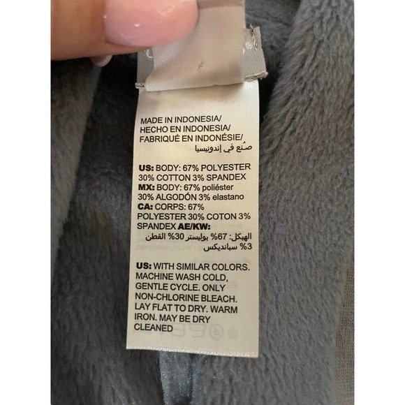Chicos Zenergy Cozy Wrap Cardigan Gray Fleece Exposed Seams Chico’s 2 US 12/14 - Picture 7 of 7